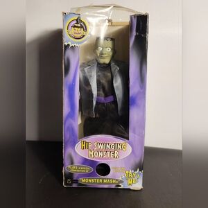 Vintage Gemmy Hip Swinging Monster Halloween Frankenstein Vintage 1998